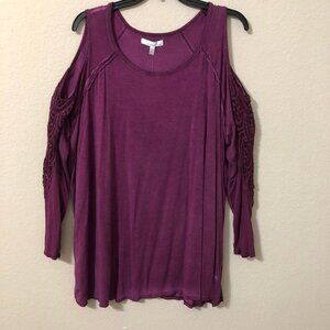 Fourteenth Pl. Top Purple Cold Shoulder